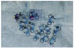 传滴滴完成小蓝单车收购，共享单车或迎来“四强争霸”