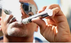 电子烟可致癌 还敢抽吗？